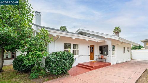 1204 Milvia St, Berkeley, CA, 94709-1933 | Card Image