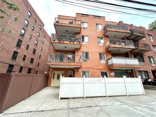 2b-141-09 84th Dr, Jamaica, NY, 11435-2446 | Card Image