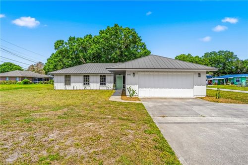 895 20th Ave, Vero Beach, FL, 32960-4306 | Card Image