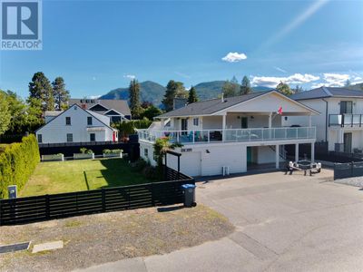 523 Stonor St, House other with 4 bedrooms, 2 bathrooms and 2 parking in Summerland BC | Image 1