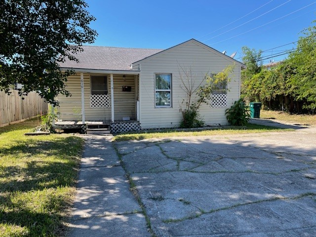 Robert Dr, Corpus Christi, TX 78412
