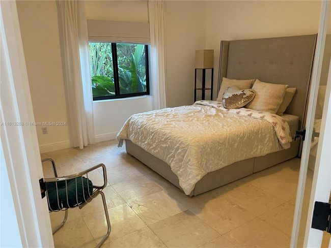 1028 88 Th St, House other with 5 bedrooms, 4 bathrooms and null parking in Surfside FL | Image 18