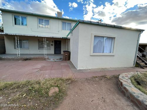 927 E 10th St, Douglas, AZ, 85607-2236 | Card Image