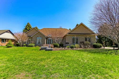 15 Otter View Dr, Otterville, ON, N0J1R0 | Card Image