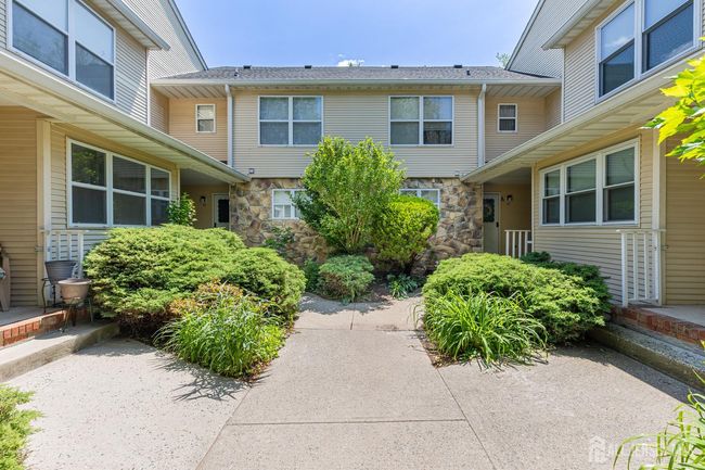 54 Kensington Dr, Townhouse with 3 bedrooms, 2 bathrooms and null parking in Piscataway NJ | Image 18