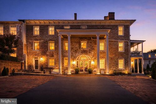 411 N Loudoun St, WINCHESTER, VA, 22601-3995 | Card Image