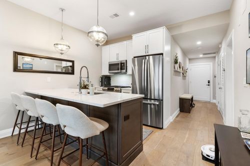 303-44 Ellery St, Boston, MA, 02127-4873 | Card Image