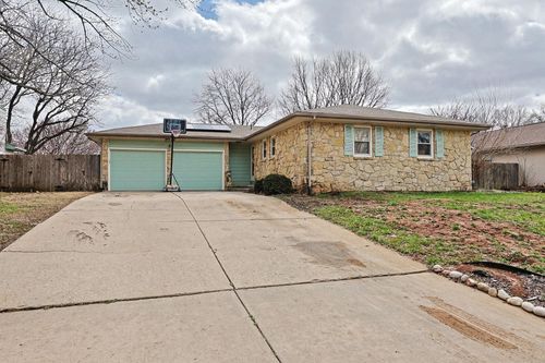 1401 E Carolyn St, Derby, KS, 67037-2041 | Card Image