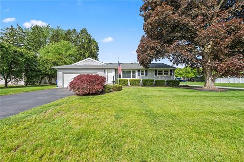45 Everclay Dr, Greece, NY, 14616-4125 | Card Image