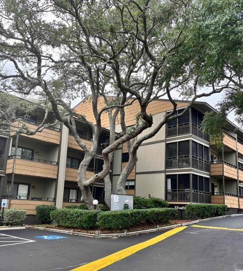 323-9501 Shore Dr, Myrtle Beach, SC, 29572-5133 | Card Image