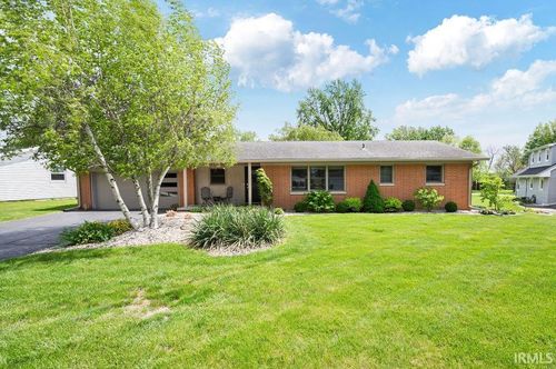 215 Holiday Ln, Greentown, IN, 46936-1644 | Card Image