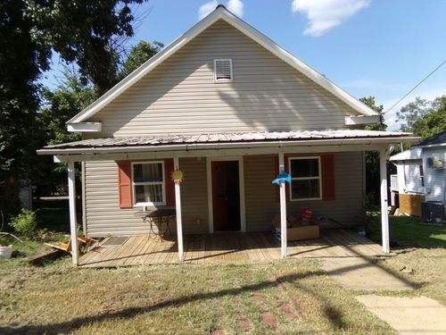 420 Maple St, Lewisburg, TN, 37091-3749 | Card Image