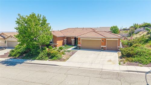 41630 Port Ave, Palmdale, CA, 93551-1690 | Card Image