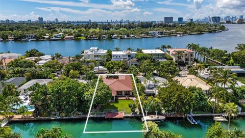 1855 Daytonia Rd, Miami Beach, FL, 33141-1736 | Card Image