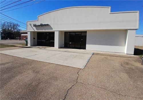 c-319 Memphis St, Bogalusa, LA, 70427-3845 | Card Image