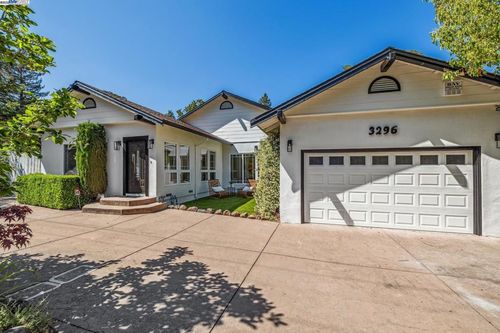 3296 Walnut Ln, Lafayette, CA, 94549-5308 | Card Image