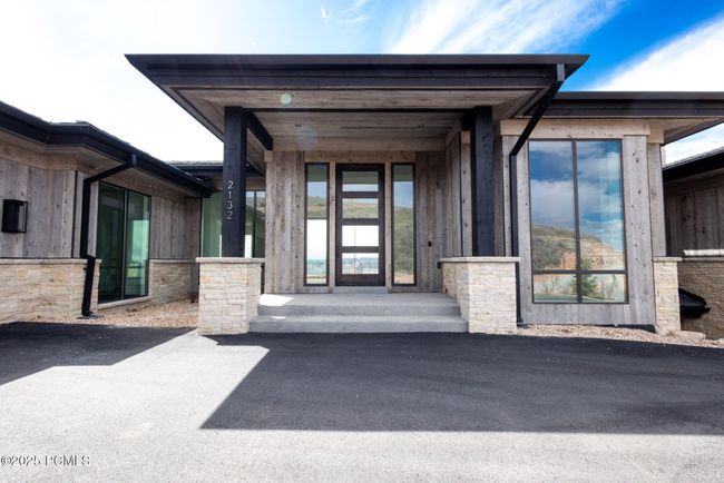 2132 E Outlaw Rd, Home with 5 bedrooms, 6 bathrooms and null parking in Hideout UT | Image 4