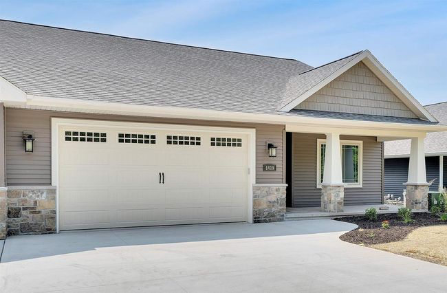 1419 Prairie Lake Circle, Condo with 2 bedrooms, 2 bathrooms and null parking in FOX CROSSING WI | Image 24