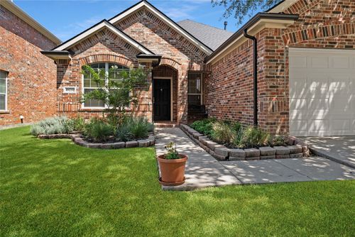 10232 Olivia Dr, Mckinney, TX, 75072-2899 | Card Image