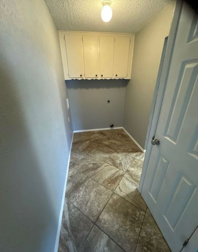 616 E Main St, House other with 3 bedrooms, 2 bathrooms and null parking in Pilot Point TX | Image 8
