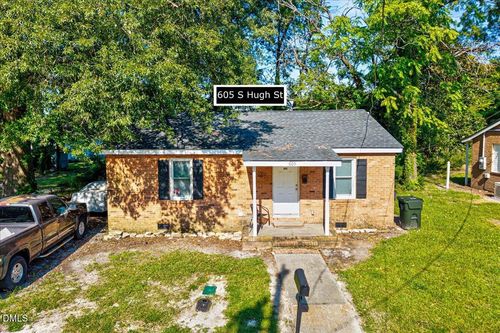 605 Hugh St, Goldsboro, NC, 27530-5949 | Card Image