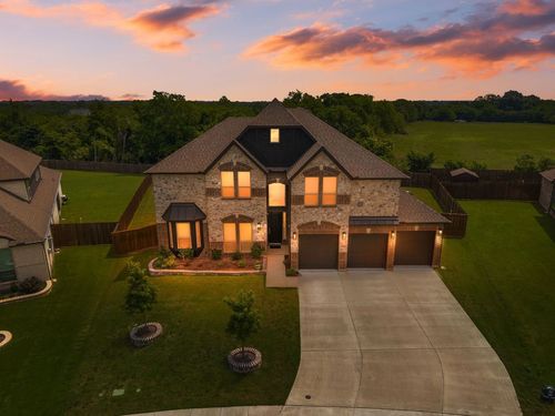 1938 Silvercreek Ln, Cedar Hill, TX, 75104-7116 | Card Image