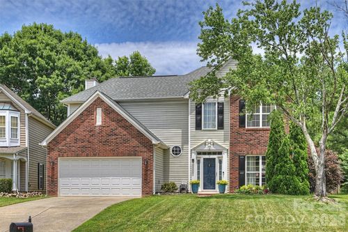 6311 Tunston Ln, Charlotte, NC, 28269-6915 | Card Image