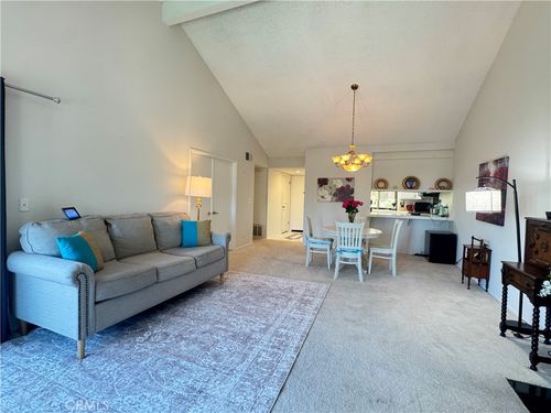 205-2512 E Willow St, Signal Hill, CA, 90755 | Card Image
