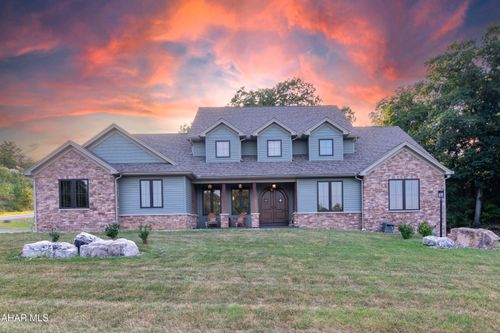 209 Fox Hollow Dr, Duncansville, PA, 16635-8301 | Card Image