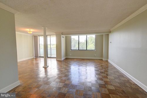 apt-1016s-5225 Pooks Hill Rd, BETHESDA, MD, 20814-6718 | Card Image