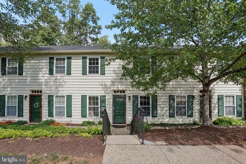20e-210 Berwick Pl, LANSDALE, PA, 19446-4908 | Card Image