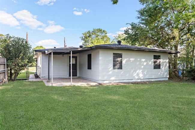 3032 Avenue H, House other with 4 bedrooms, 1 bathrooms and 2 parking in Nederland TX | Image 33