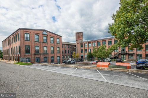 324-200 Lincoln Ave, PHOENIXVILLE, PA, 19460-3278 | Card Image