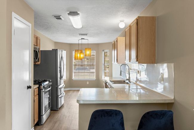 29222 Waltham St, House other with 3 bedrooms, 2 bathrooms and 2 parking in Spring TX | Image 10