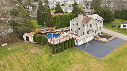 42 Lewis Ave, Tiverton, RI, 02878-4222 | Card Image