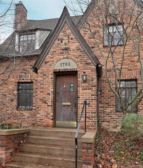 1768 Birmingham Blvd, Birmingham, MI, 48009-1922 | Card Image