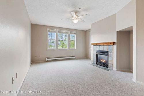 218-1325 S Hwy 89, Jackson, WY, 83001-8294 | Card Image