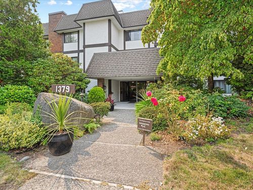 201-1379 Merklin St, White Rock, BC, V4B4C2 | Card Image