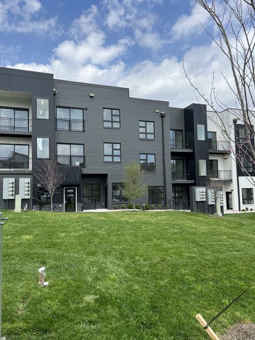 apt-213-542 Southgate Ave, Nashville, TN, 37203-5618 | Card Image