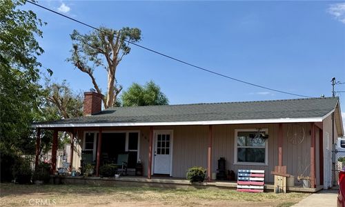 360 E Avenue L, Calimesa, CA, 92320-1430 | Card Image