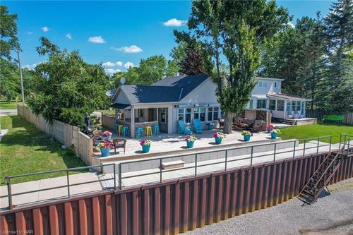 13181 Lakeshore Road, Wainfleet, ON, L0S1V0 | Card Image