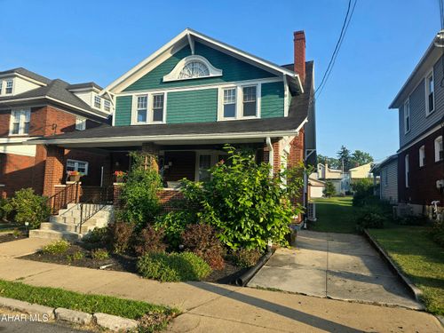 706 Garber St, Hollidaysburg, PA, 16648-2134 | Card Image