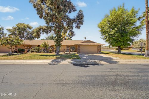 15462 N Lakeforest Dr, Sun City, AZ, 85351-2033 | Card Image