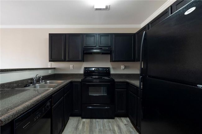 100 Avalon Dr, Condo with 2 bedrooms, 3 bathrooms and 1 parking in Calhoun GA | Image 8