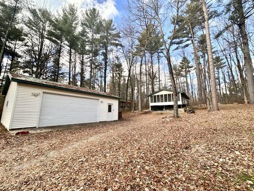 W2466 Tall Moon Road, Menominee, WI, 54135 | Card Image