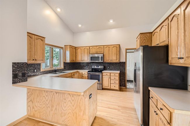 Stainless Steel Appliances | Image 13