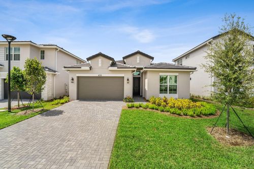24-6770 Se Lost Pine Dr, Stuart, FL, 34997-7335 | Card Image