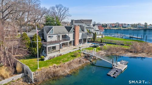 21 Covlee Dr, Westport, CT, 06880-6407 | Card Image