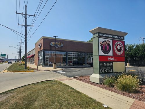 120 W North Ave, Northlake, IL, 60164-2317 | Card Image