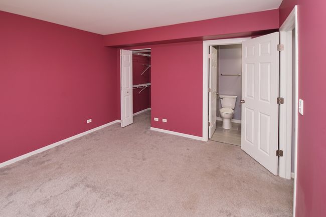 706 - 706 Hidden Creek Ln, Home with 3 bedrooms, 2 bathrooms and null parking in North Aurora IL | Image 14